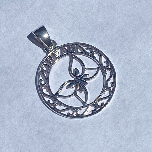 925 sterling silver dream butterfly pendant🦋 - Picture 5 of 17